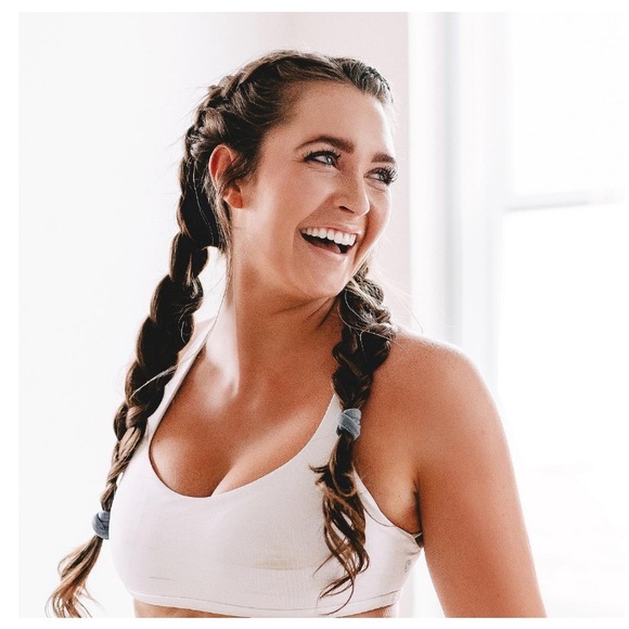 2 packs of GIMME Medium Hair Ties Ponytail Ties - 2 packs of 10ct for $15 - Picture 5 of 6